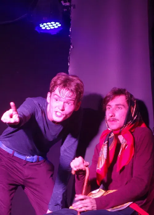 Photo 3 de Le sens du ridicule