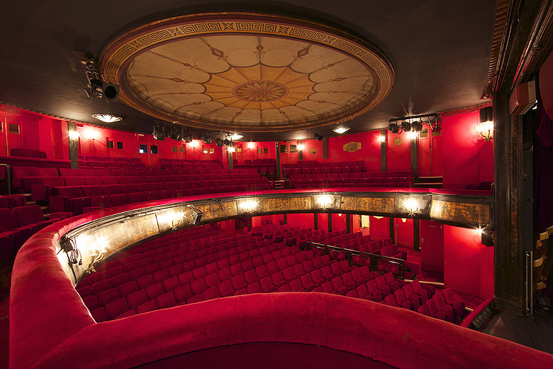 Illustration de la salle Théâtre des Nouveautés