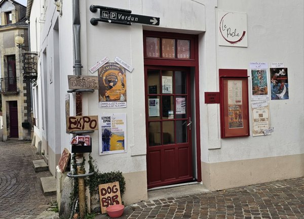 Le Poche