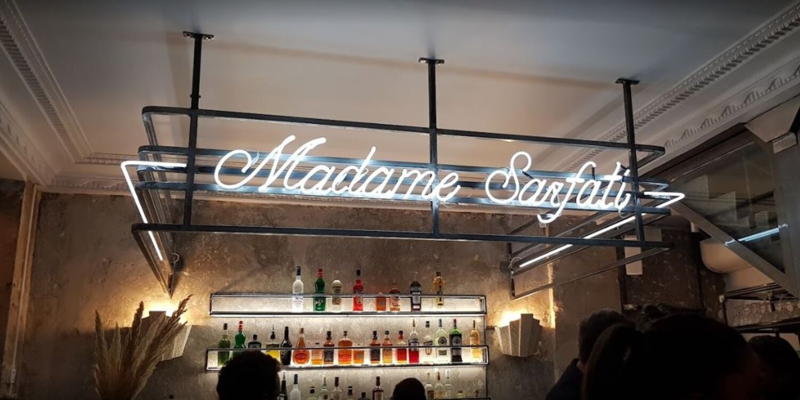 Image d'illustration de la salle Place de la mairie