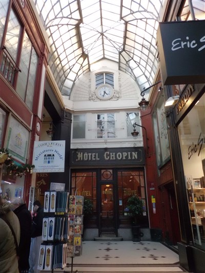 Photo 3 de Visite guidée : visite des passages couverts de Paris | par Cécile Le Nezet
