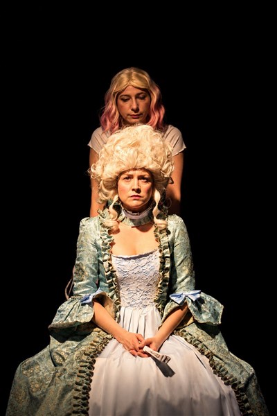 Photo 3 de #Marie-Antoinette, la reine des influenceuses