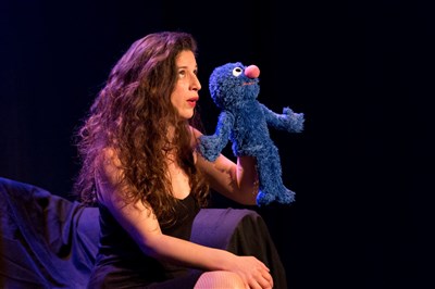 Photo 3 de Laura Elko dans Enfin vieille