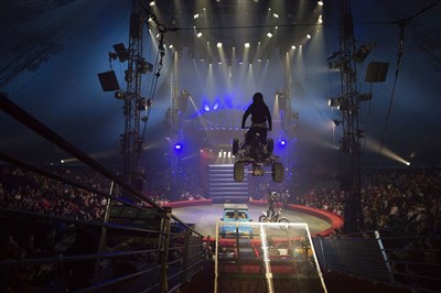 Photo 1 de Cirque Arlette Gruss dans Osez le Cirque | - Boulogne sur Mer