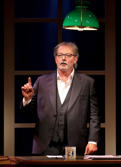 Photo 2 de Christophe Alévêque dans Moi et les présidents