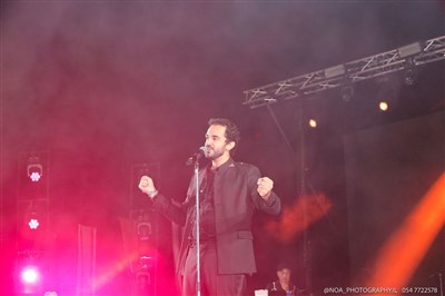 Au plus près d'Aznavour par Samuel K.