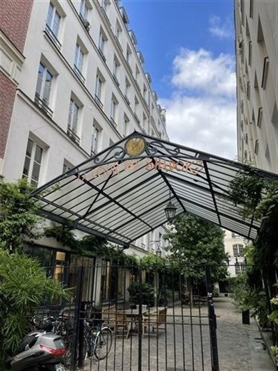 Photo 1 de Visite guidée : Cours et passages du Faubourg | par CulturMoov