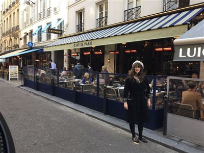 Photo 3 de Visite guidée : Mythique Saint Germain des Prés | avec Dorothée