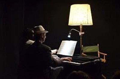 Photo 1 de Montmartre, La Belle Epoque, Satie pour 4 mains et 2 bouches