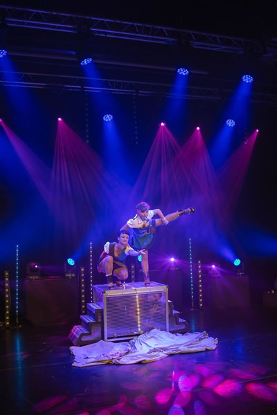 photo 1 - imagine - esprit rock n roll