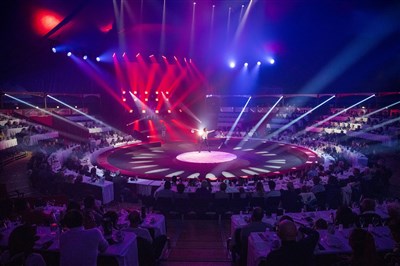 confort salle diner spectacle