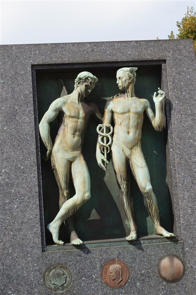 Photo 5 de Visite guidée : Cimetière de Passy | par Pierre-Yves Jaslet