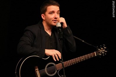 Photo 1 de Fabien Guilbaud dans Faux et fort