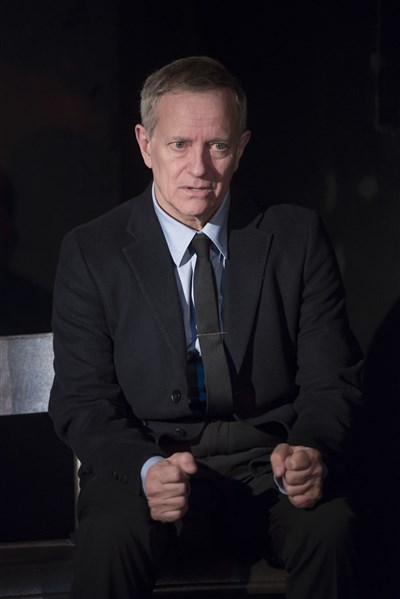 Francis Huster dans Bronx