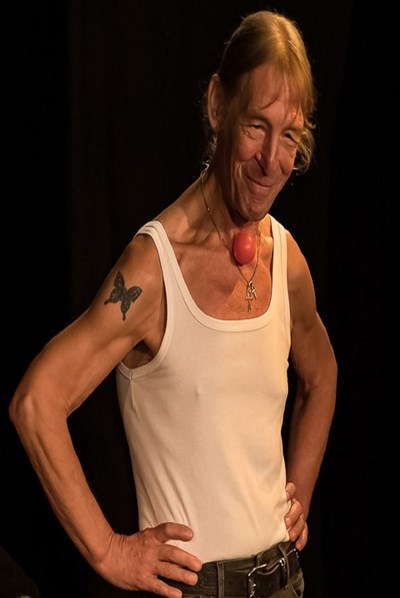 Photo 1 de Robert Sullon dans En attendant Gadot
