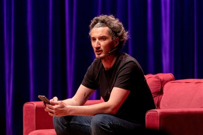 Photo 4 de François Touchard dans Tu vas l'appeler comment ?