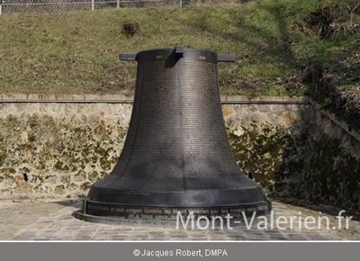 Le monument en hommage aux fusillés
