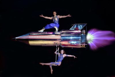 AMERICAN SPACE ROCKET - GRAND CIRQUE DE NOËL AMERICAIN - JEAN ARNAUD CIRCUS PROMOTION