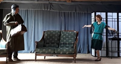 Photo 2 de Les dessous de la chambre bleue