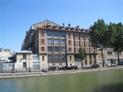 Photo 2 de Visite guidée : Trésors cachés du canal Saint-Martin | Par Artémise