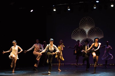 Photo 5 de Danses couleur ébène