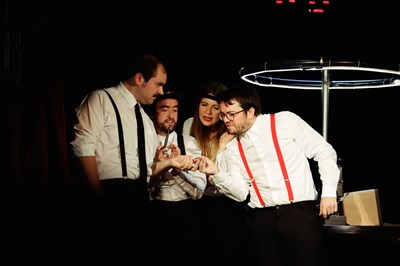 Photo 1 de TIME dans le spectacle d'improvisation explosif !