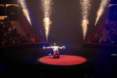 Photo 4 de Le Cirque Arlette Gruss dans 40 ans, la tournée anniversaire - Bordeaux