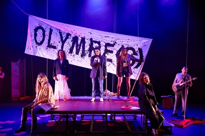 Photo 2 de Olympe(s)