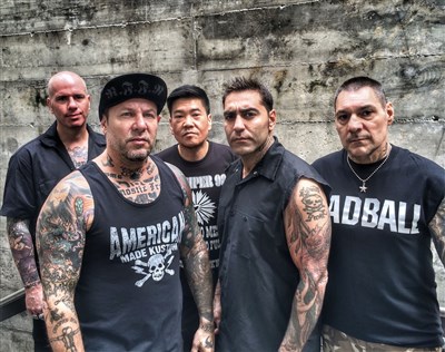 Photo 1 de Agnostic Front + 1ère partie Eight Sins