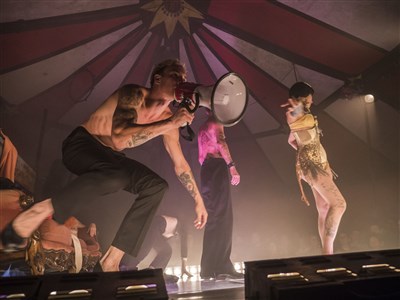 Photo 2 de Electric Sideshow