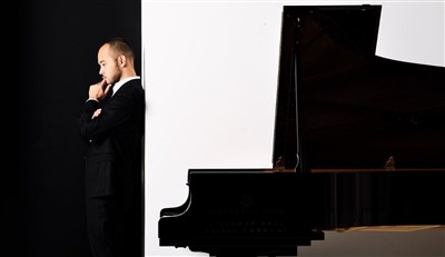 Photo 1 de François-Xavier Poiza : Ravel inédit