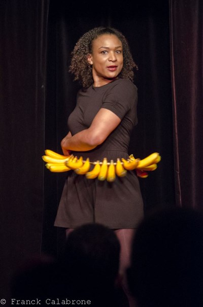Photo 1 de Alice Tall dans Confidanse