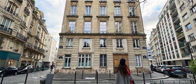 Photo 2 de Visite guidée : Dans les pas d'Emily à Paris