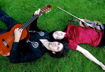 Photo 1 de Duo cordes et âmes : En toutes saisons | avec les oeuvres de Piazolla et Vivaldi