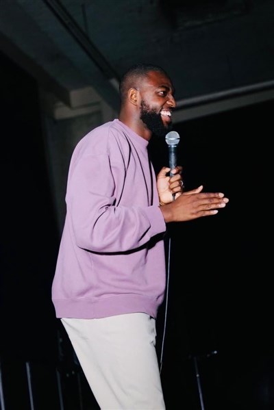 Photo 1 de Stand Up Comedy Show