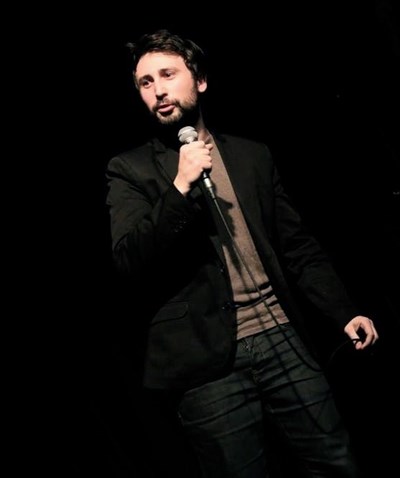 Photo 1 de Gabriel Francès parle pendant environ une heure