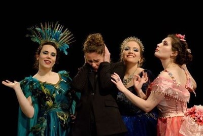 Photo 1 de Casse-toi, diva !