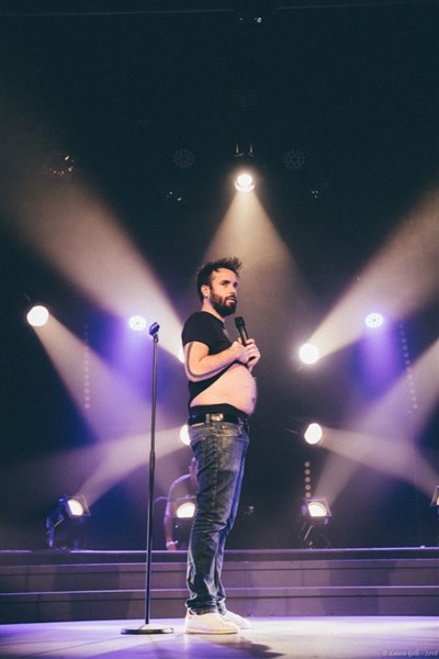 Photo 5 de Aymeric Lompret dans Tant pis