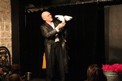 Photo 3 de The Ventriloque Magic Show
