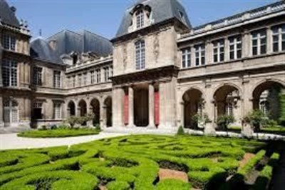 Photo 2 de Visite guidée : Hôtels du Marais, de l'hôtel Carnavalet à l'hôtel de Sully | par Pierre-Yves Jaslet