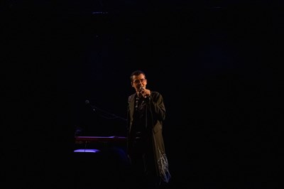 Photo 1 de L'Homme Héron en Concert-Spectacle