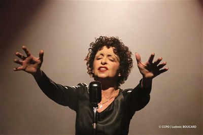 Photo 2 de Piaf je me fous du passé