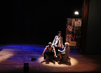 Photo 2 de Godot entre en scène | de Hafedh Djedidi