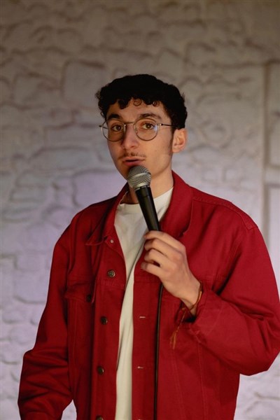 Photo 1 de Léo Dumon dans Bagarre