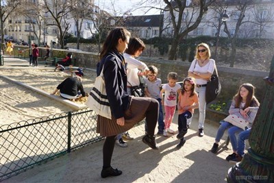 Photo 2 de Visite guidée : Visite ludique sur le thème du cinéma à Montmartre | Parcours enfant | Par Lisette Pires