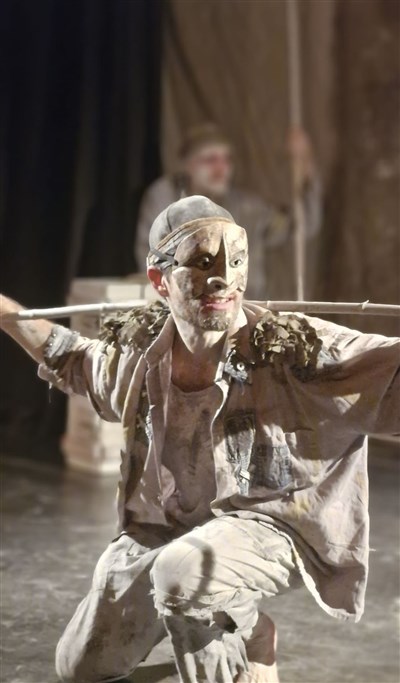 Photo 3 de Cendres sur les mains