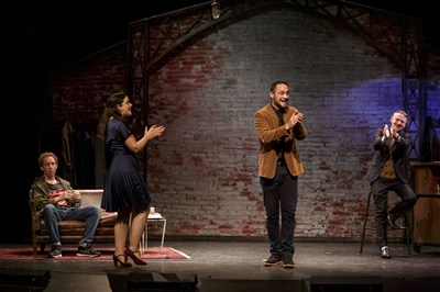 Photo 4 de L'Embarras du choix | de Sébastien Azzopardi et Sacha Danino