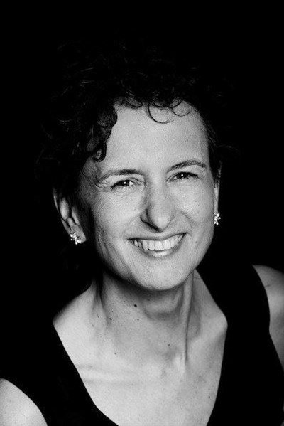 Dominique Hoff, mezzo-soprano comédienne