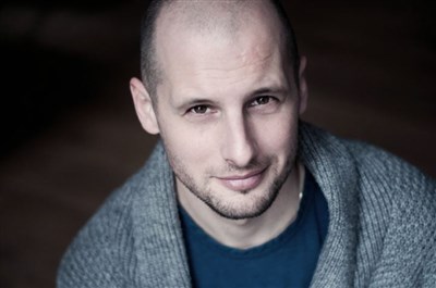 Photo 3 de Yann Marian dans Restons amis... ou pas !