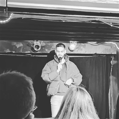 Photo 5 de No Name Comedy Club